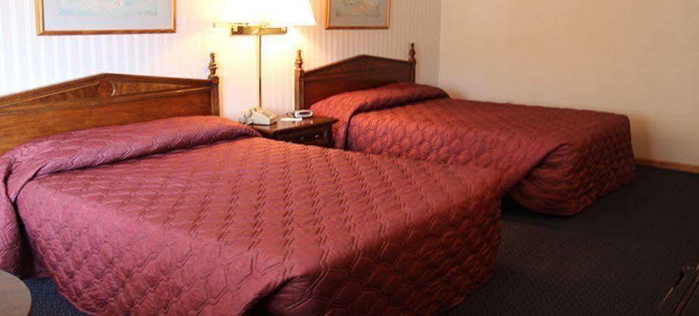 Iron Road Inn Elkins Εξωτερικό φωτογραφία